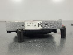 572726
