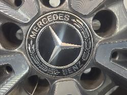 572228