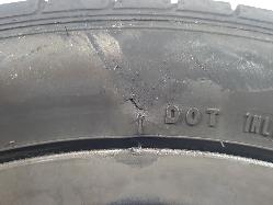 572246