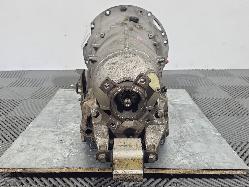 582298