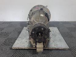 570858