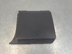 568002