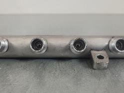 570624