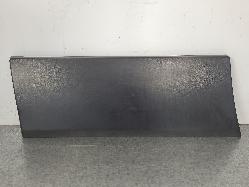 568220