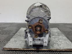 587436