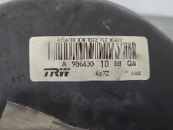 569128