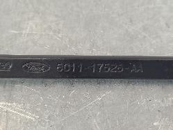569718
