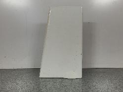 569300