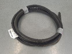 569030