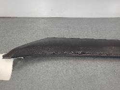 568762