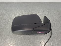 563402