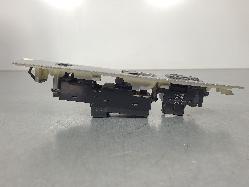 563378