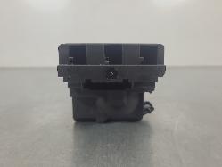 571496