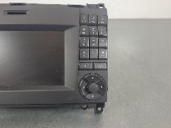 571068