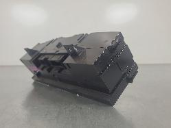 571086