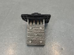 564310