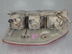 563546
