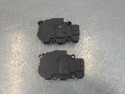 560358