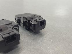560362