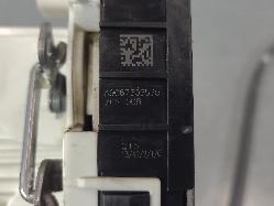 568864