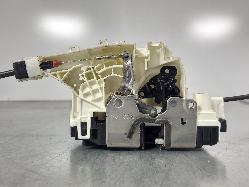 568842
