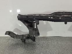 573960