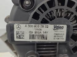 584700