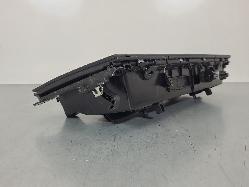 587922