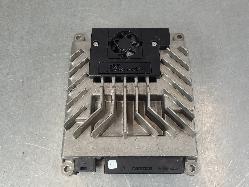 567860