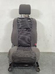 575692