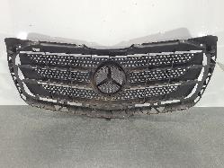 570048