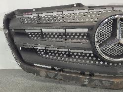 570044