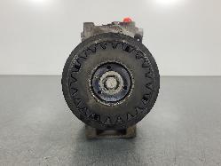 572634