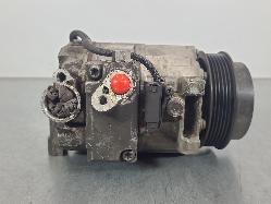 572648
