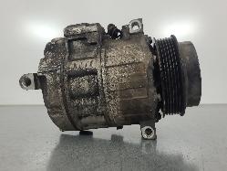 572632