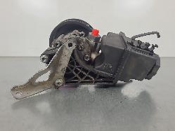 572686