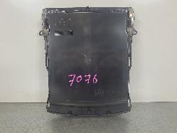 571044