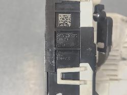 571698