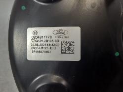583526