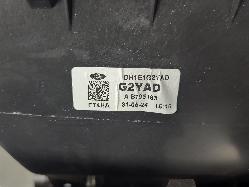 583100