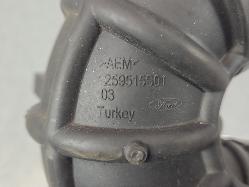 582702