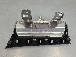 584100