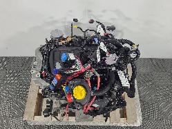 596000