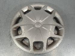 587832