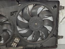 597900