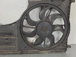 595592