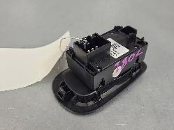 596082