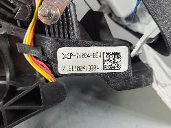 587106