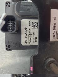 691828