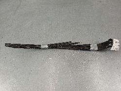 679300